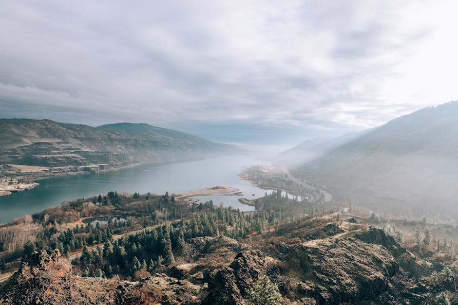 Beautiful landscape of Columbia River Gorge with misty mountains and lush forest in Mosier, Oregon